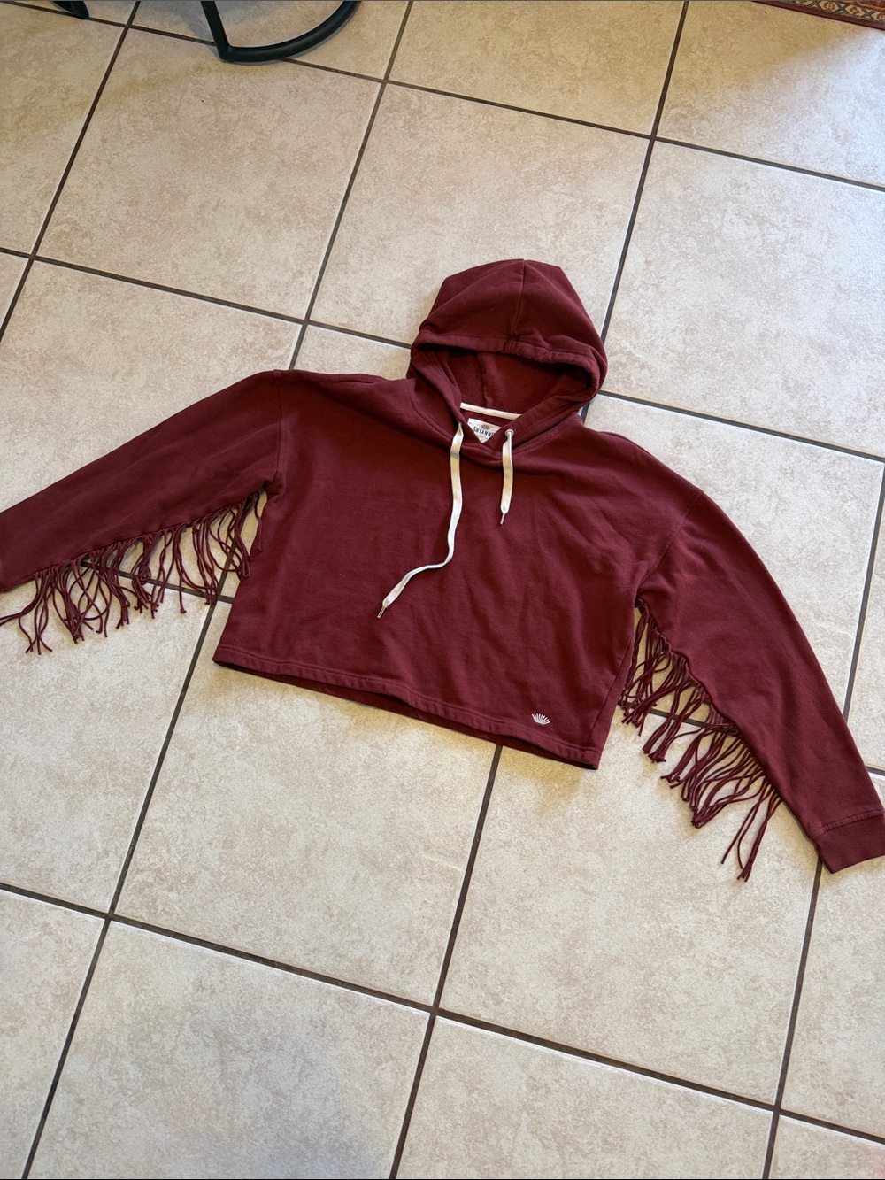 Shyanne Burgundy Cropped Hooded Fringe Sweater